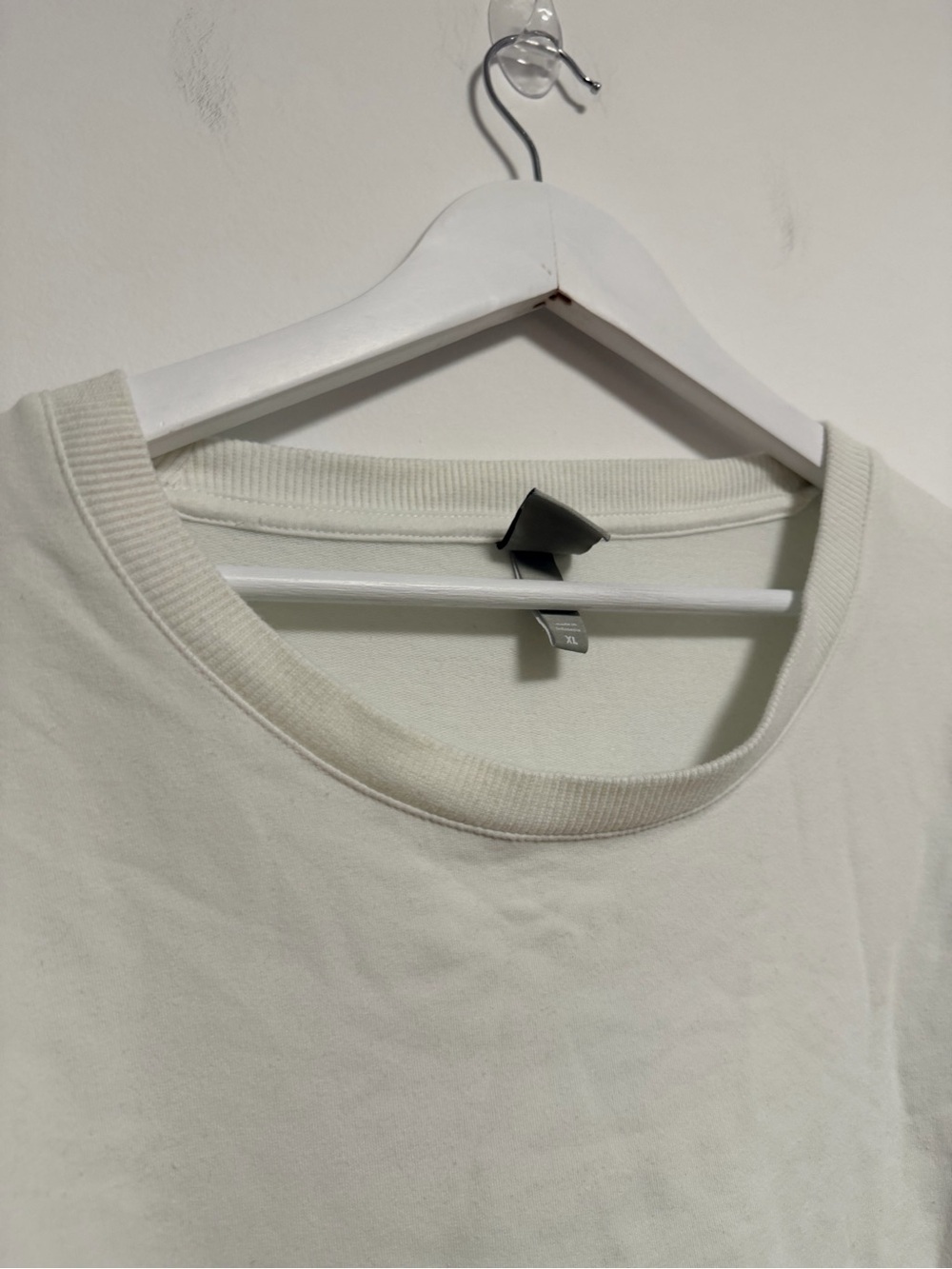 Bench Relaxed Crewneck Sweatshirt in off-white - 3/4 sleeves - Picture 4 of 7